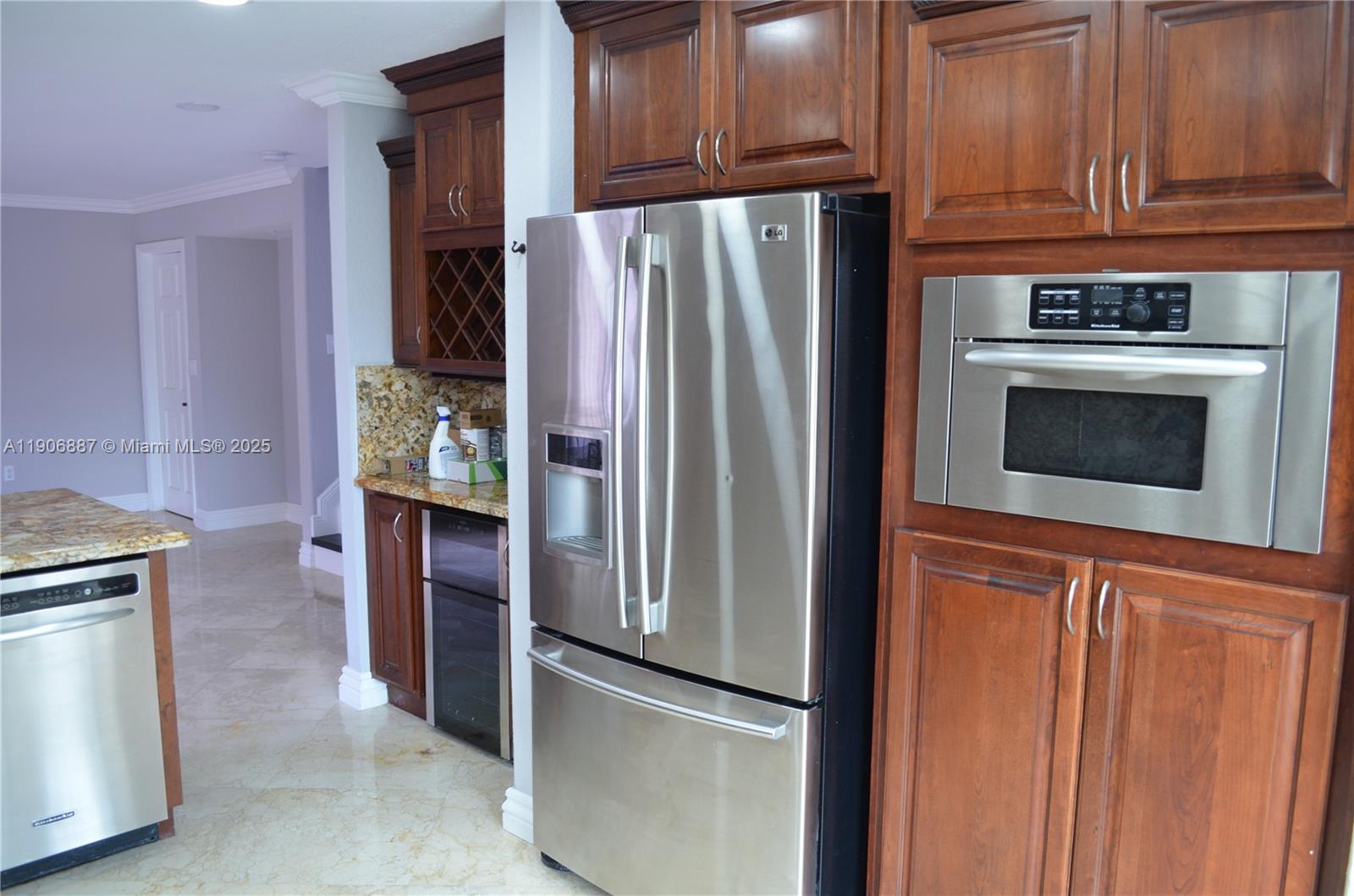 BIG SKY - Residential Lease