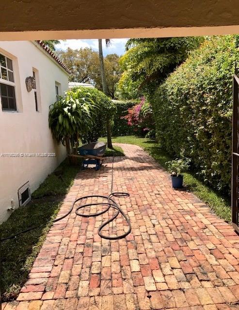 CORAL GABLES SEC B - Residential