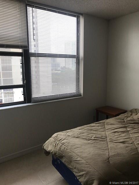 THE CLIPPER AT BISCAYNE C - Residential Lease