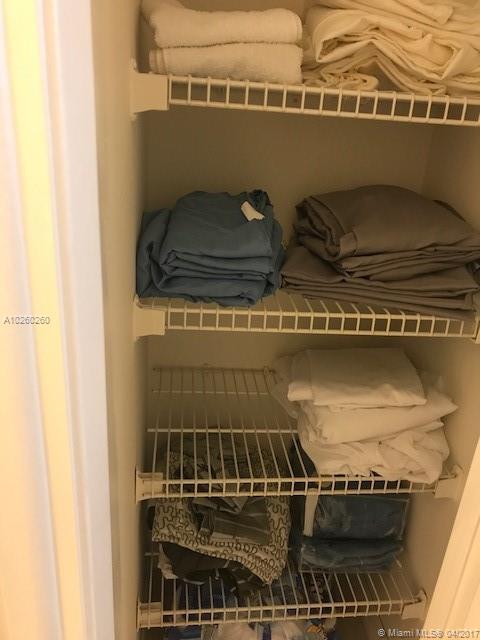 THE CLIPPER AT BISCAYNE C - Residential Lease