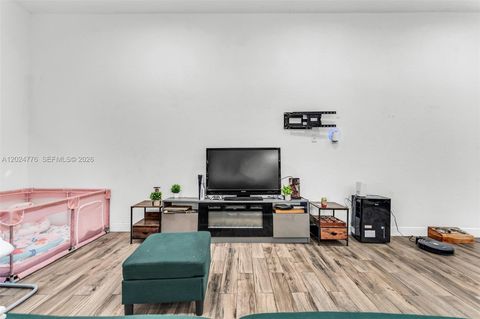 Tiny photo for 2804 Washington Dr, Fort Lauderdale, FL 33311 (MLS # A12024776)