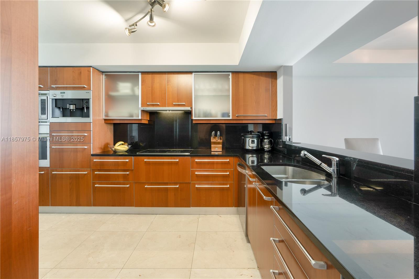 1331 Brickell Bay Dr 2709