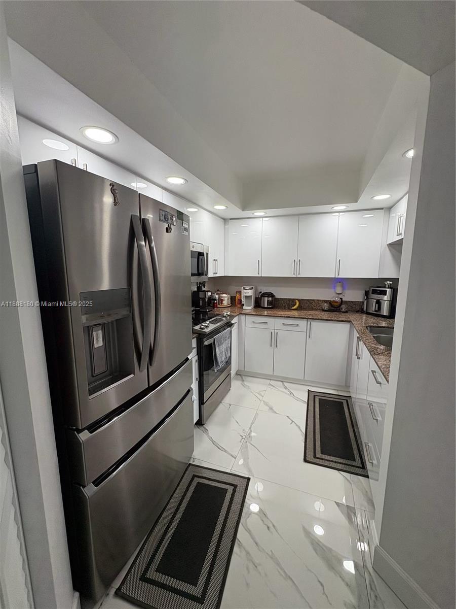 PLYMOUTH AT CENTURY VILLA - Residential Lease