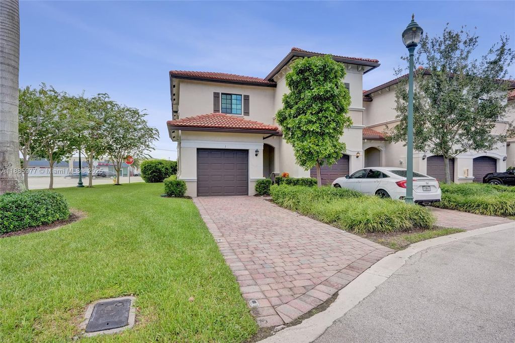 Photo of 4204 N Dixie Hwy #1, Oakland Park, FL 33334 (MLS # A11885977)