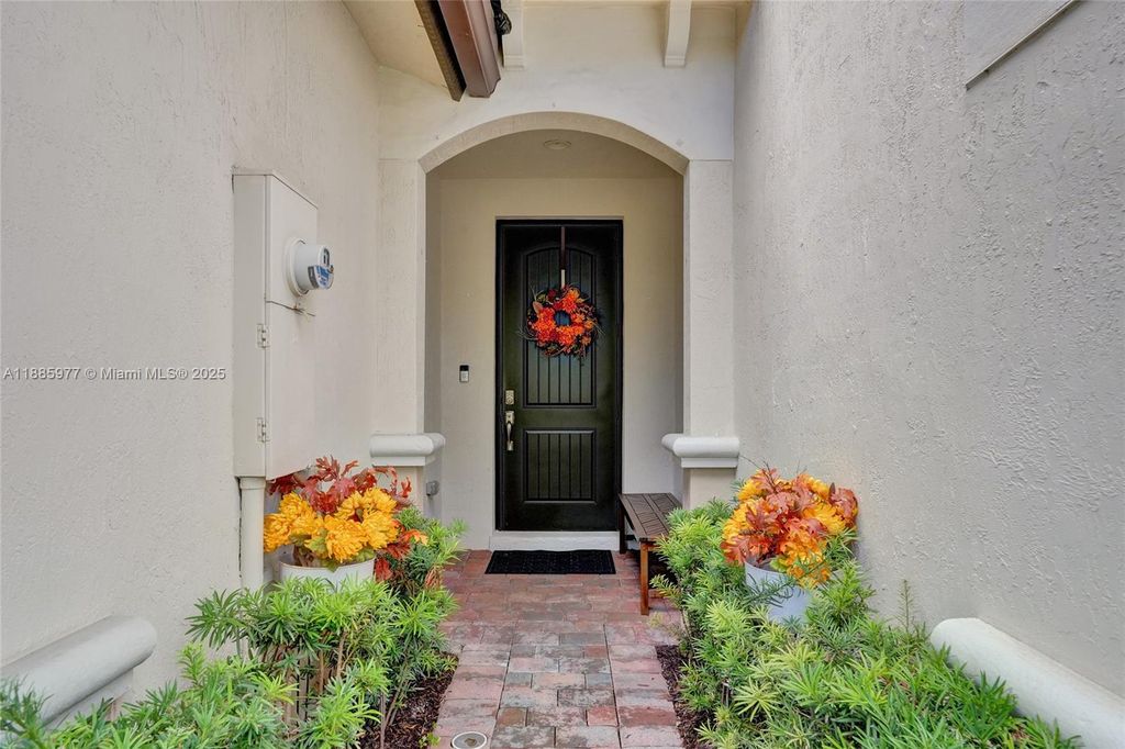 Photo of 4204 N Dixie Hwy #1, Oakland Park, FL 33334 (MLS # A11885977)