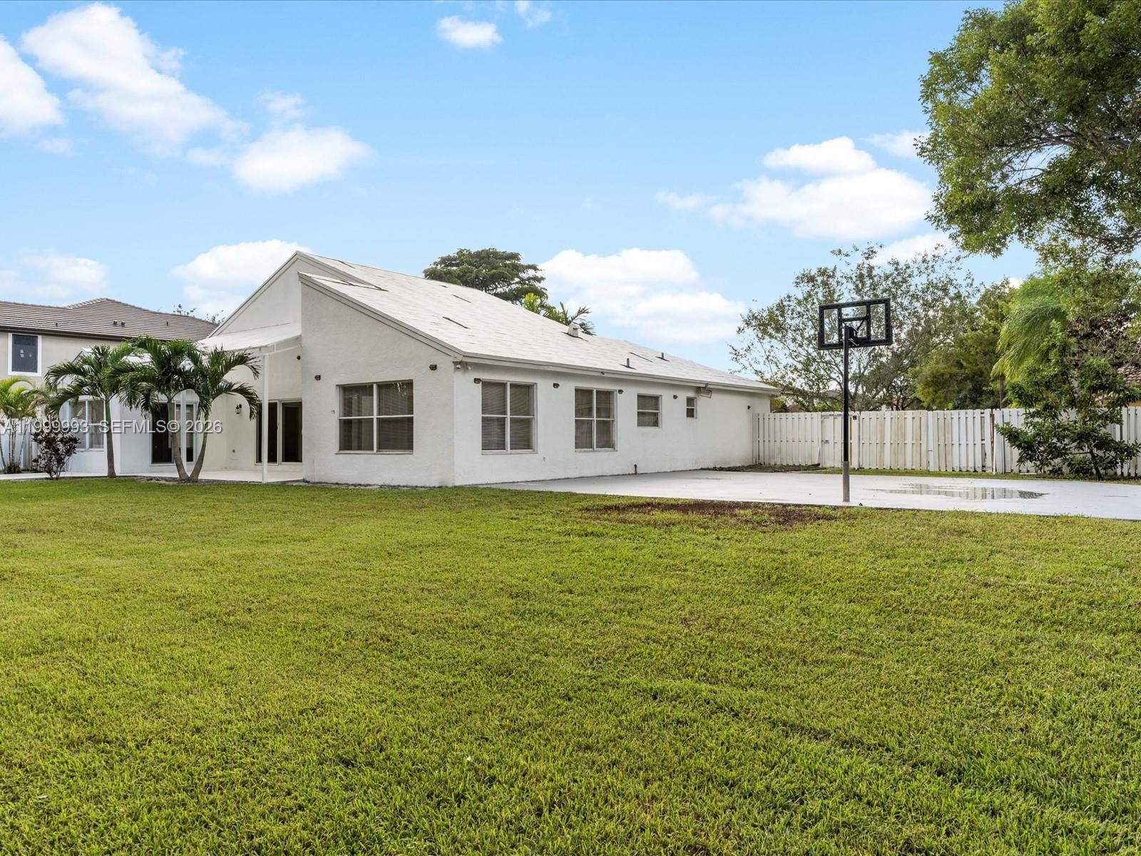 NEW ORLEANS LAKESITES - Residential Lease