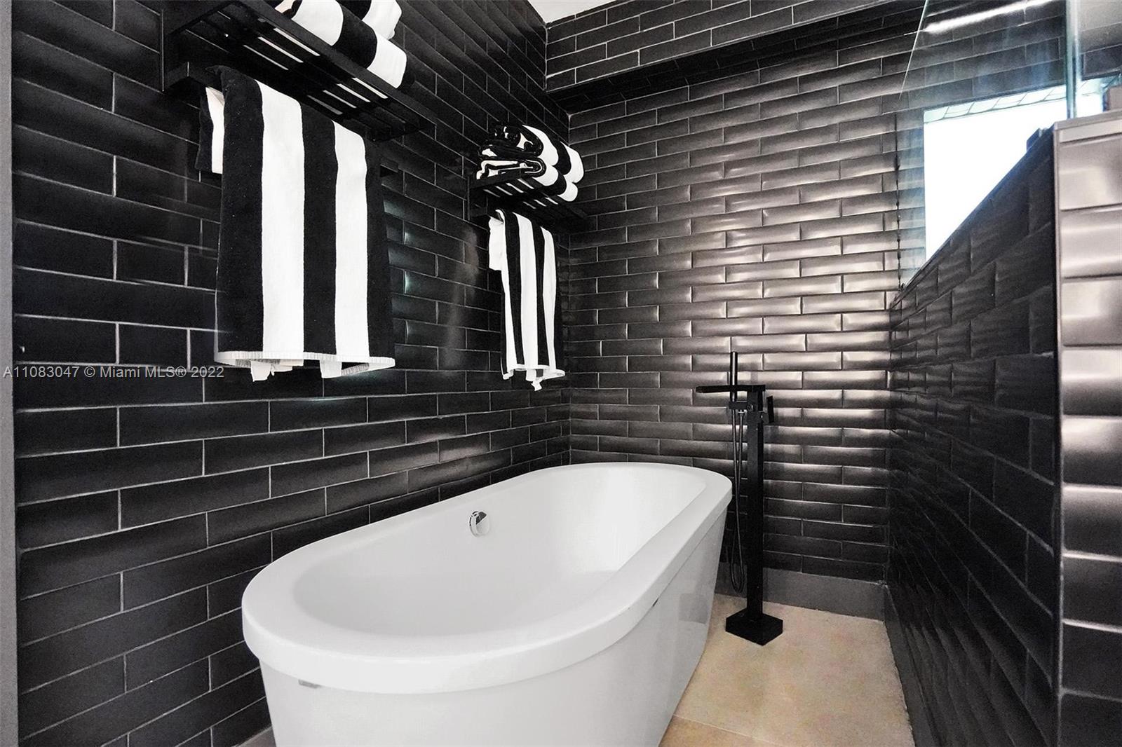 NORMANDY GOLF COURSE - Residential