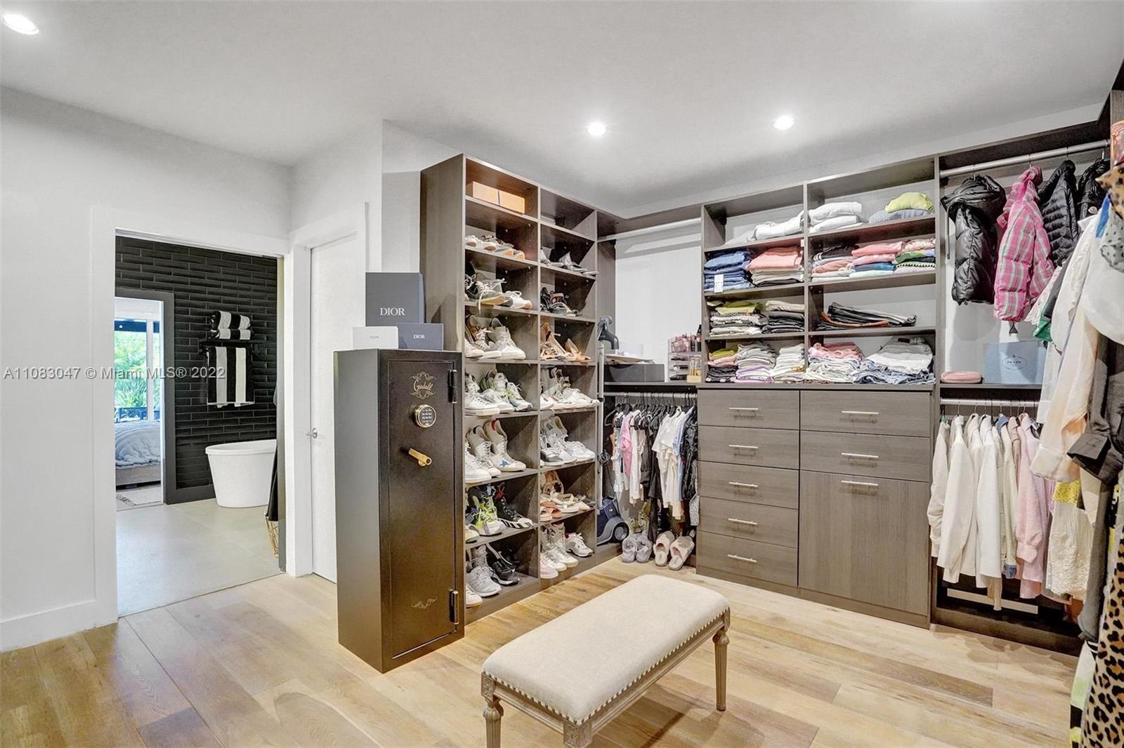 NORMANDY GOLF COURSE - Residential