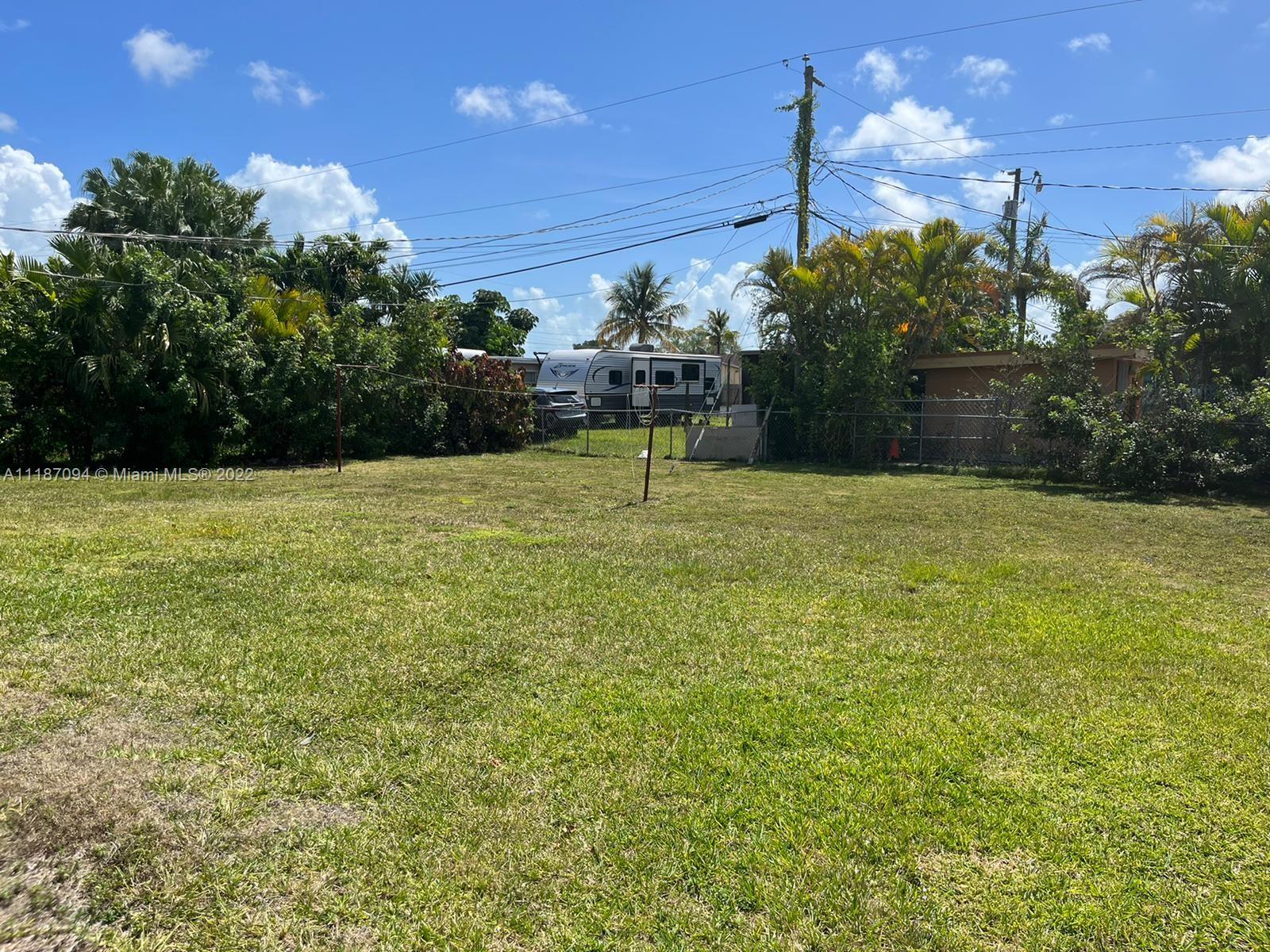 DIXIE PINES NO 2 - Residential