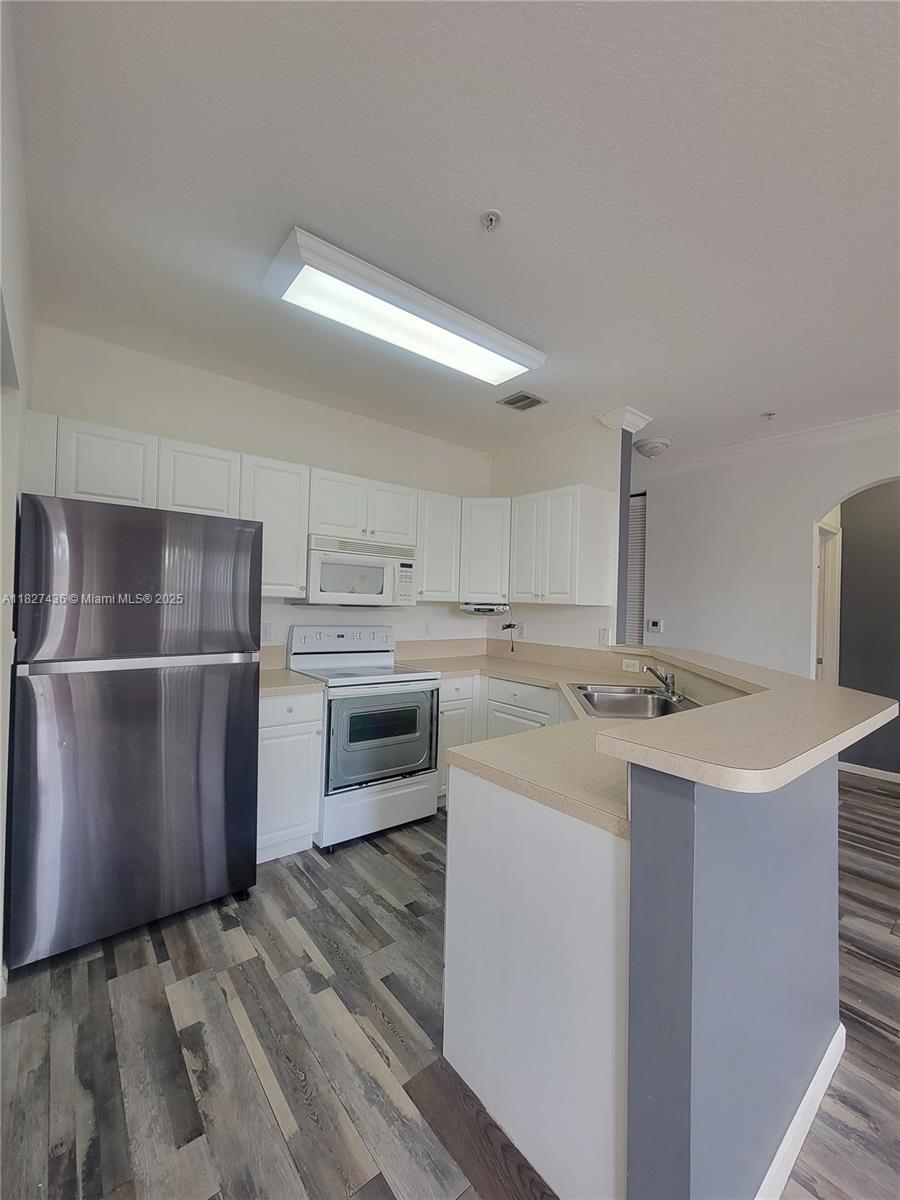 EL-AD VILLAGGIO CONDO BLD - Residential