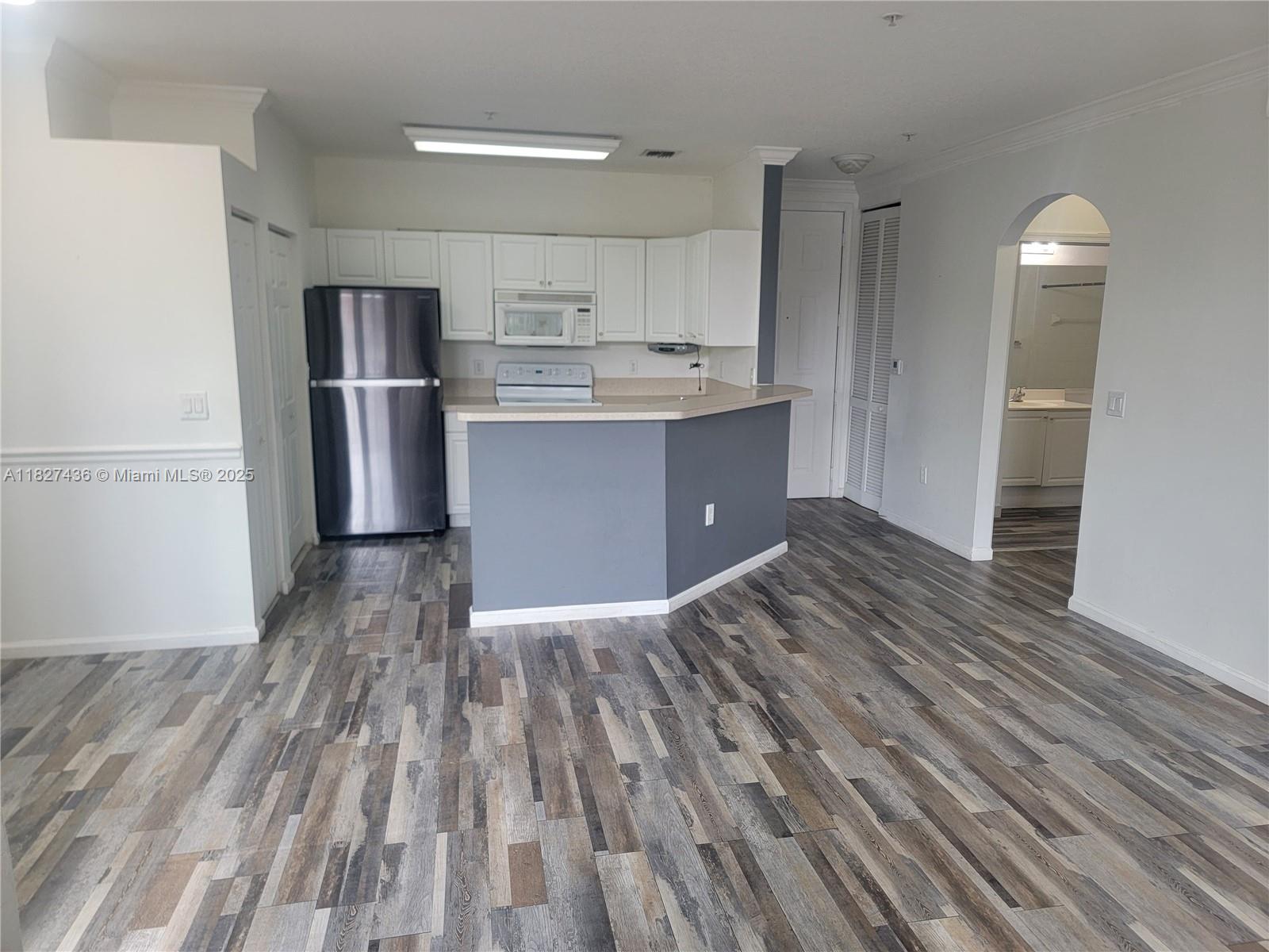 EL-AD VILLAGGIO CONDO BLD - Residential