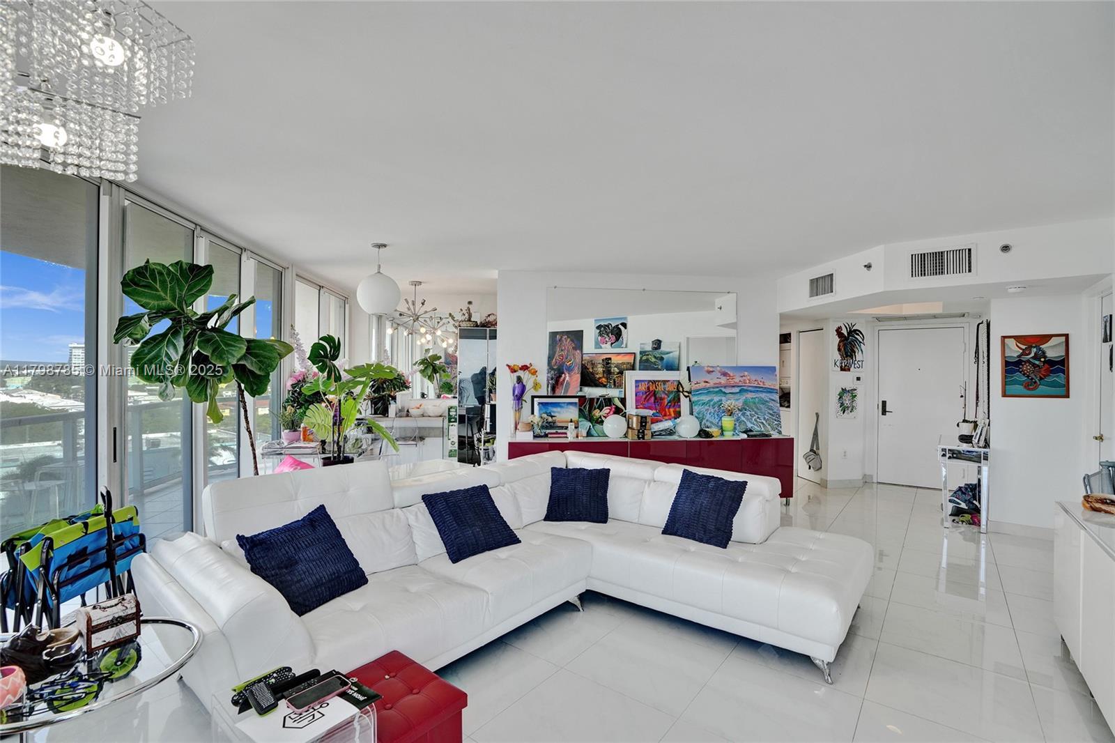 ST TROPEZ OCEAN CONDO - Residential