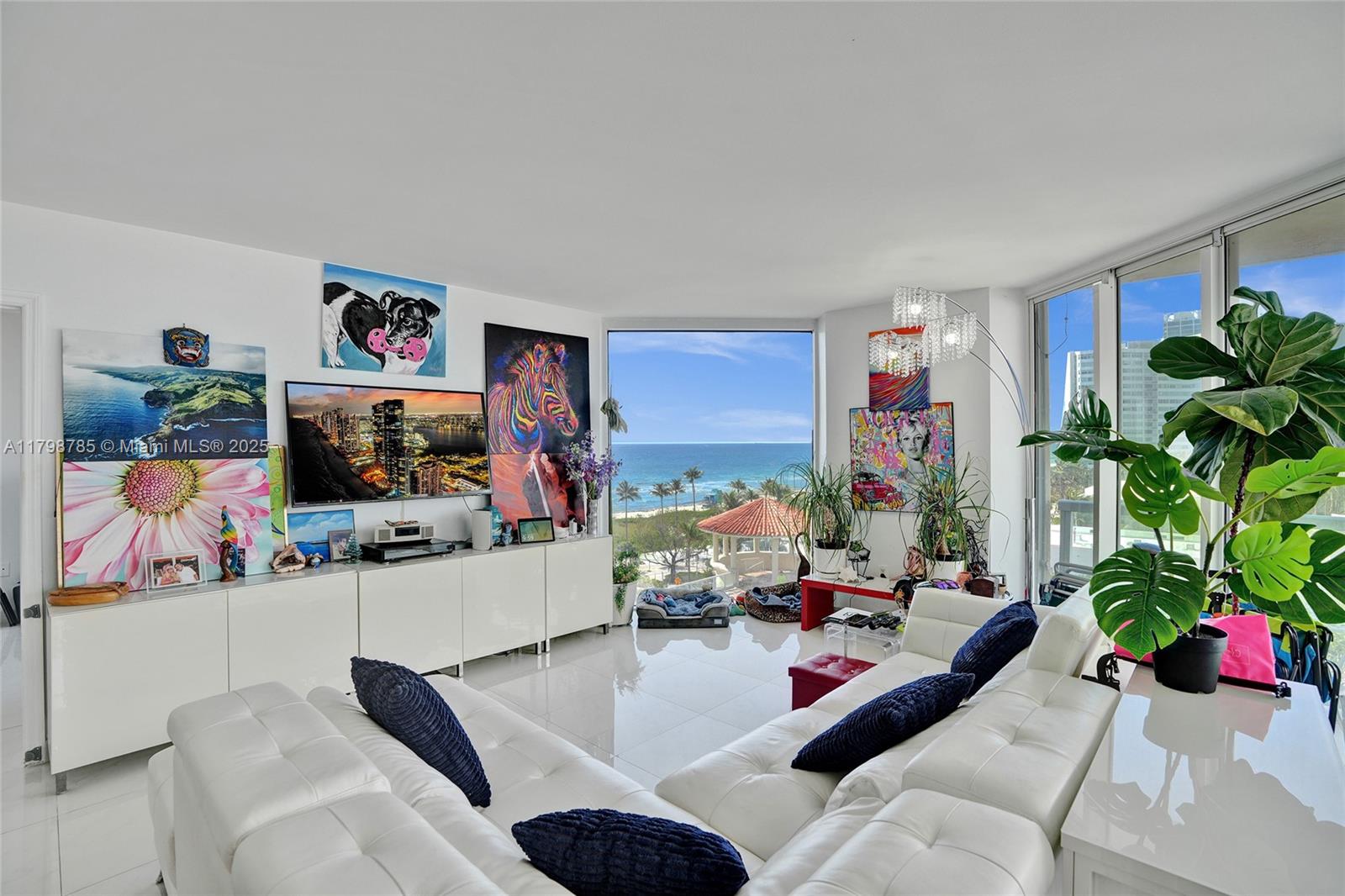 ST TROPEZ OCEAN CONDO - Residential