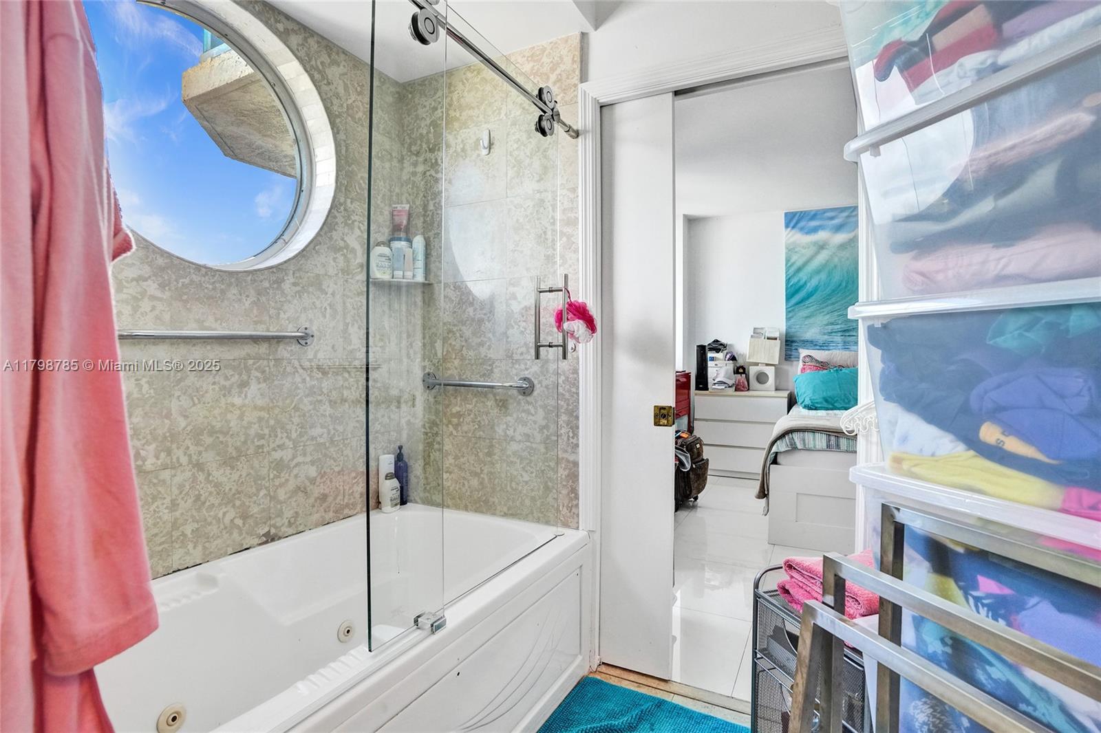 ST TROPEZ OCEAN CONDO - Residential