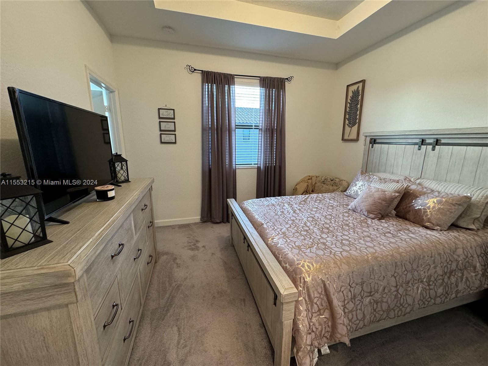 COCO PALM VILLAS - Residential Lease