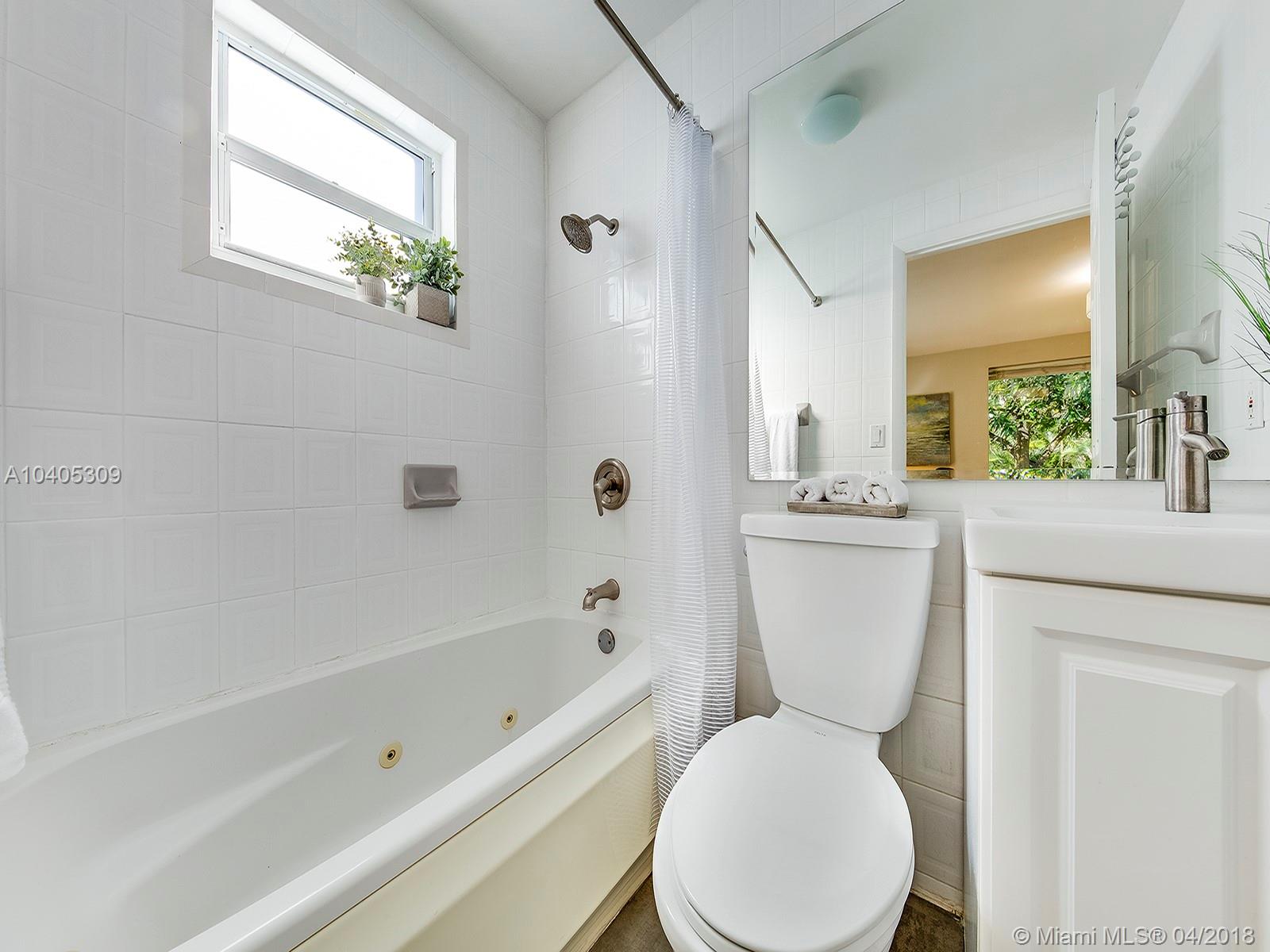 GRIFFING BISCAYNE PARK ES - Residential