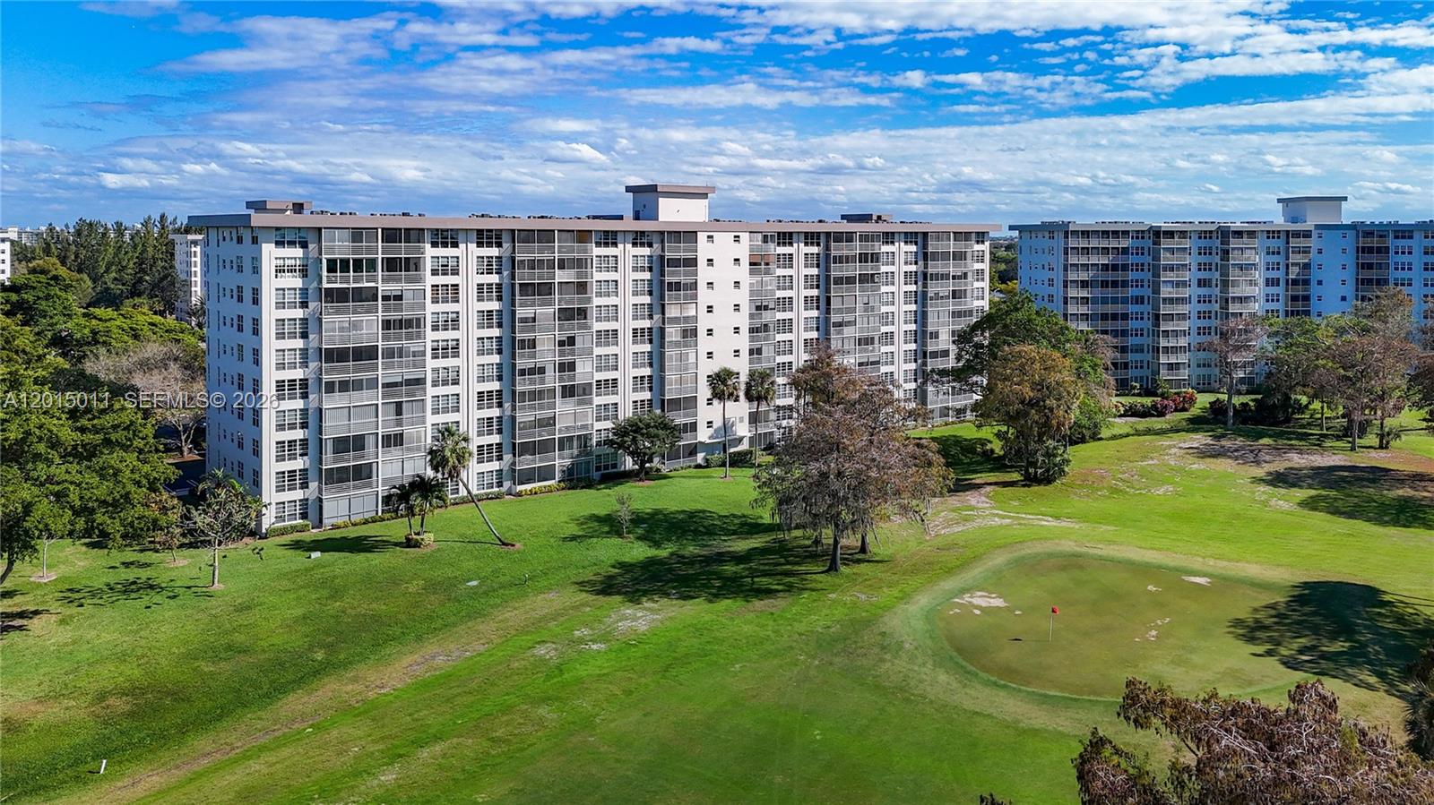 NO 60 PALM-AIRE COUNTRY C - Residential Lease