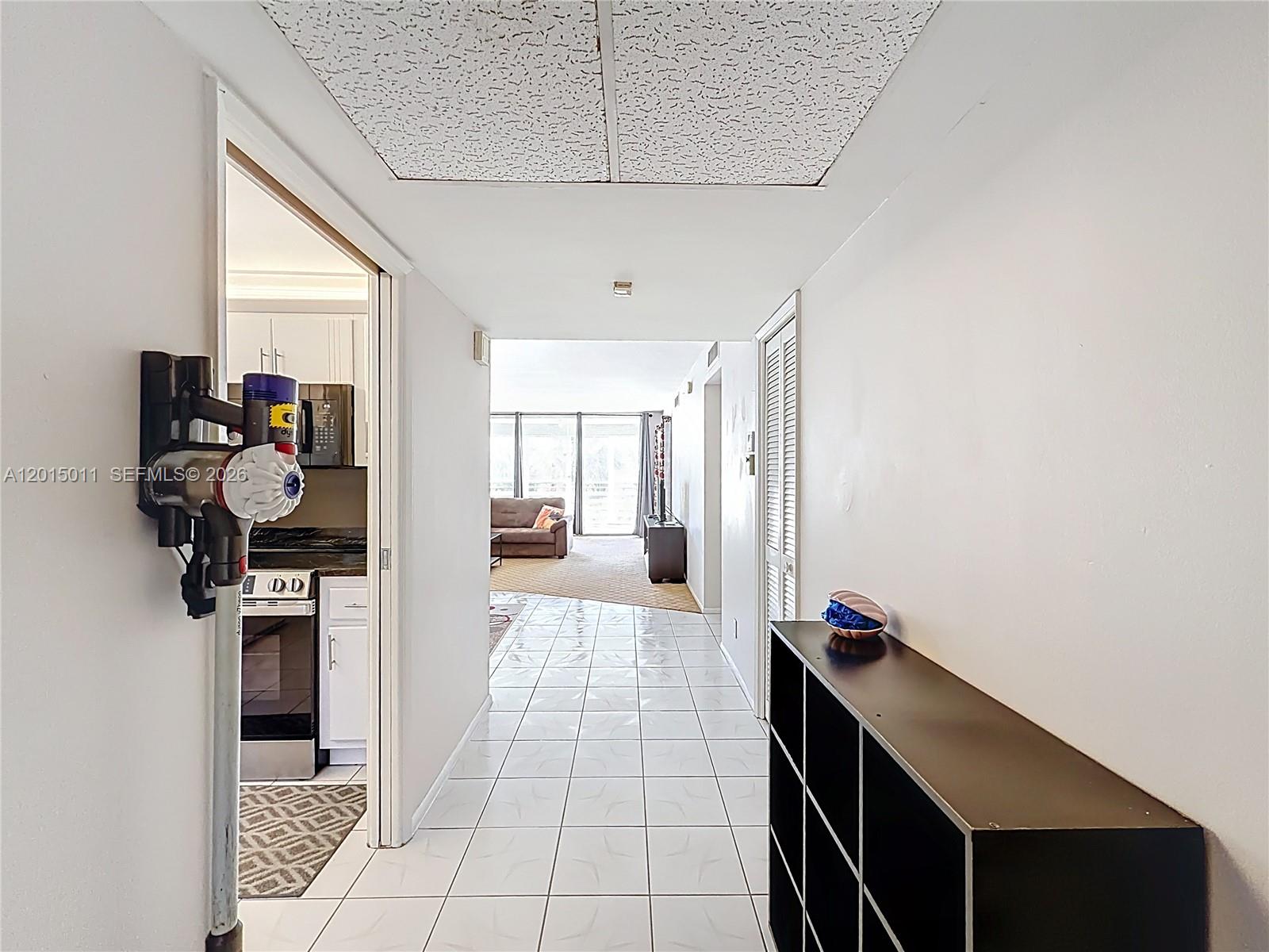 NO 60 PALM-AIRE COUNTRY C - Residential Lease