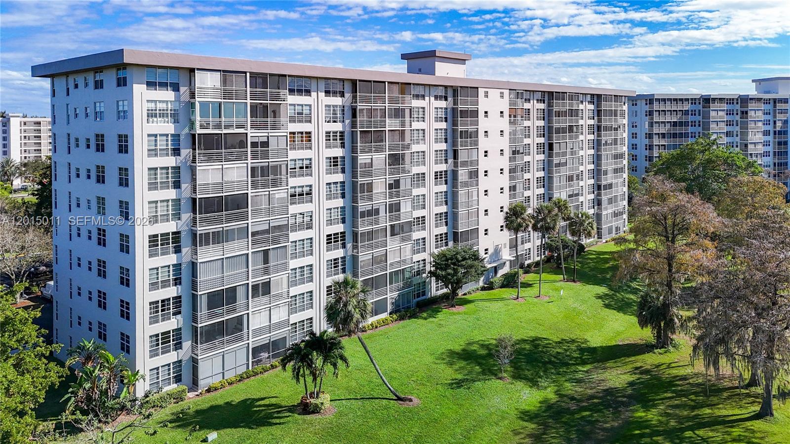 NO 60 PALM-AIRE COUNTRY C - Residential Lease
