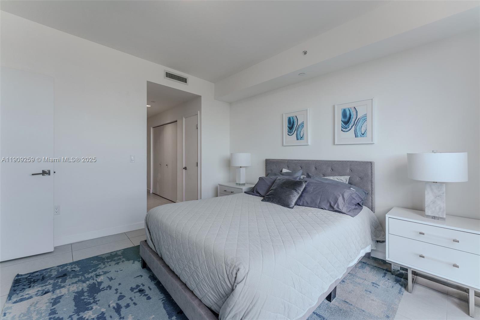 5350 PARK CONDO - Residential