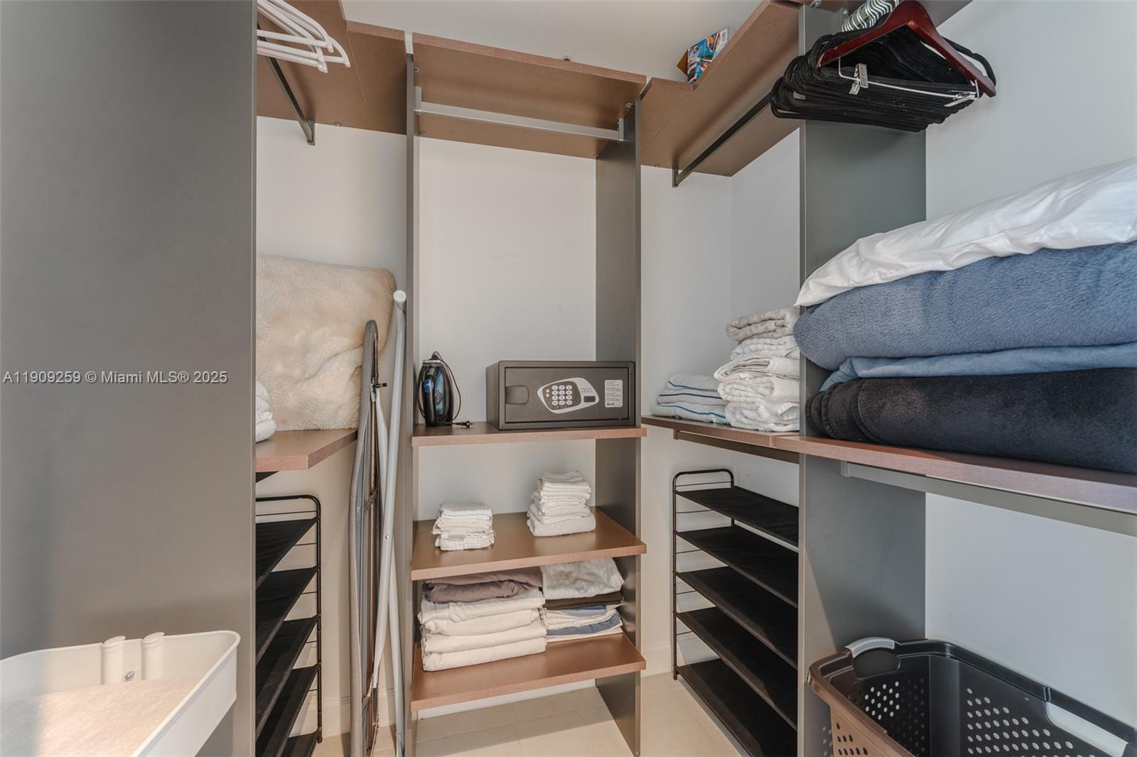 5350 PARK CONDO - Residential