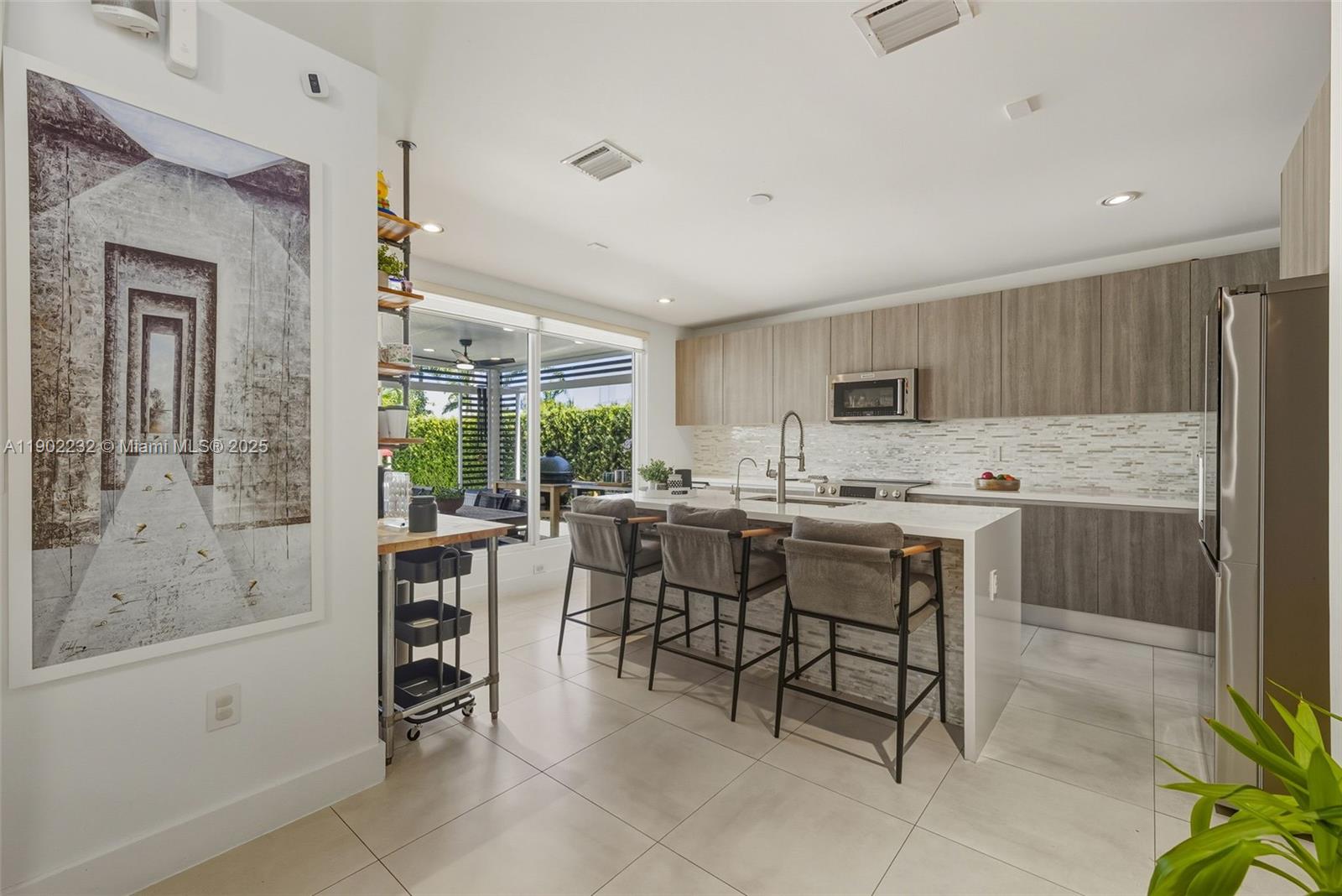 DORAL PALMS SOUTH - Residential