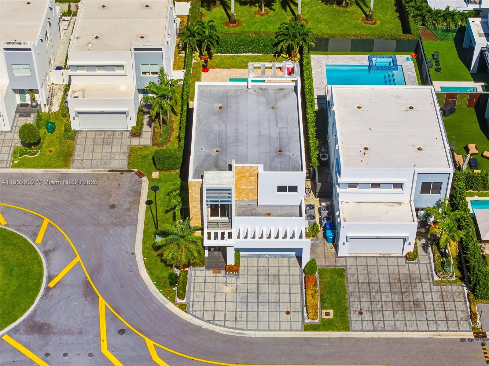 DORAL PALMS SOUTH - Residential
