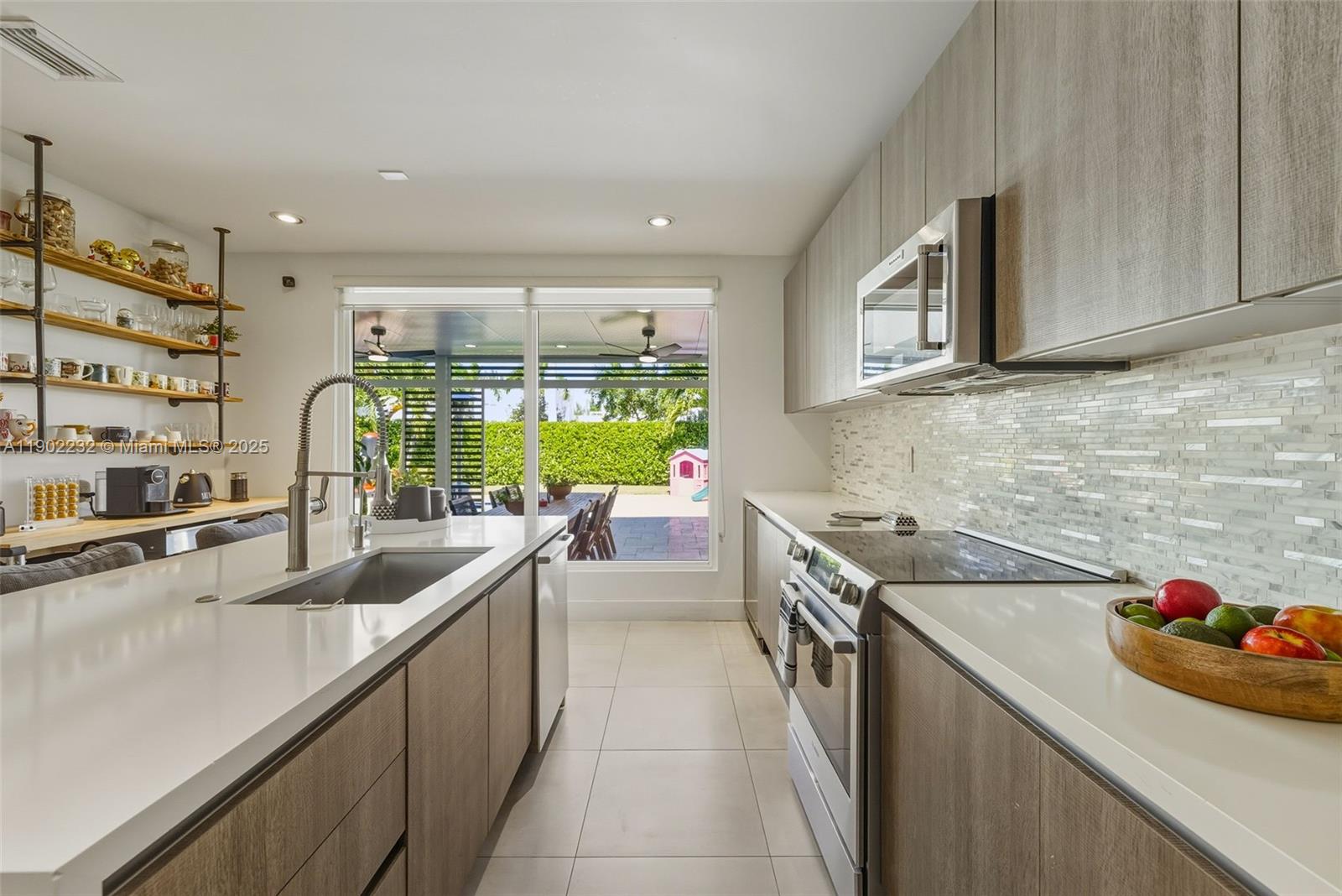 DORAL PALMS SOUTH - Residential