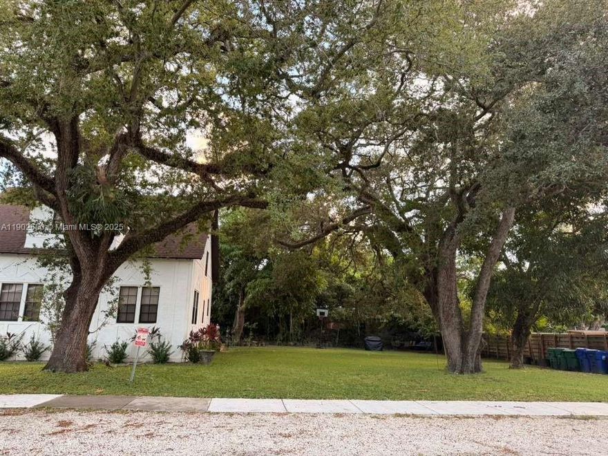 Build your dream home in one of Miami’s most desirable neighborhood.  High demand for lots as many new homes being built here.  Significant equity and value for new construction.