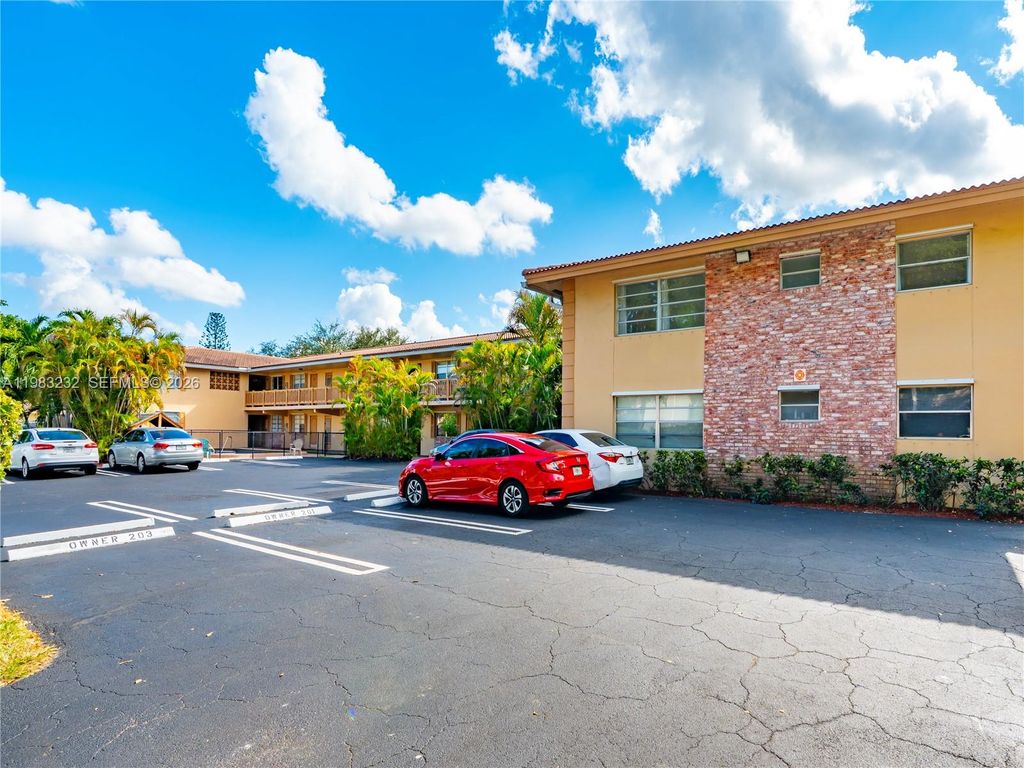 Photo of 8704 NW 35th St #206, Coral Springs, FL 33065 (MLS # A11983232)