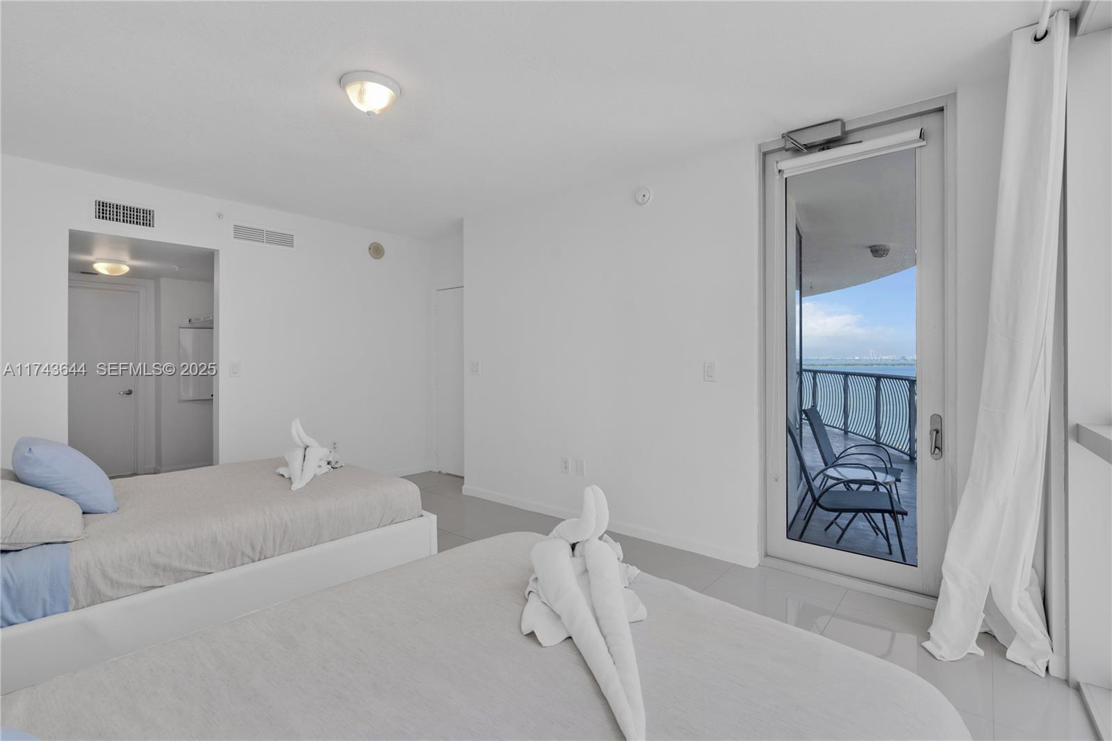 OPERA TOWER CONDO - Residential