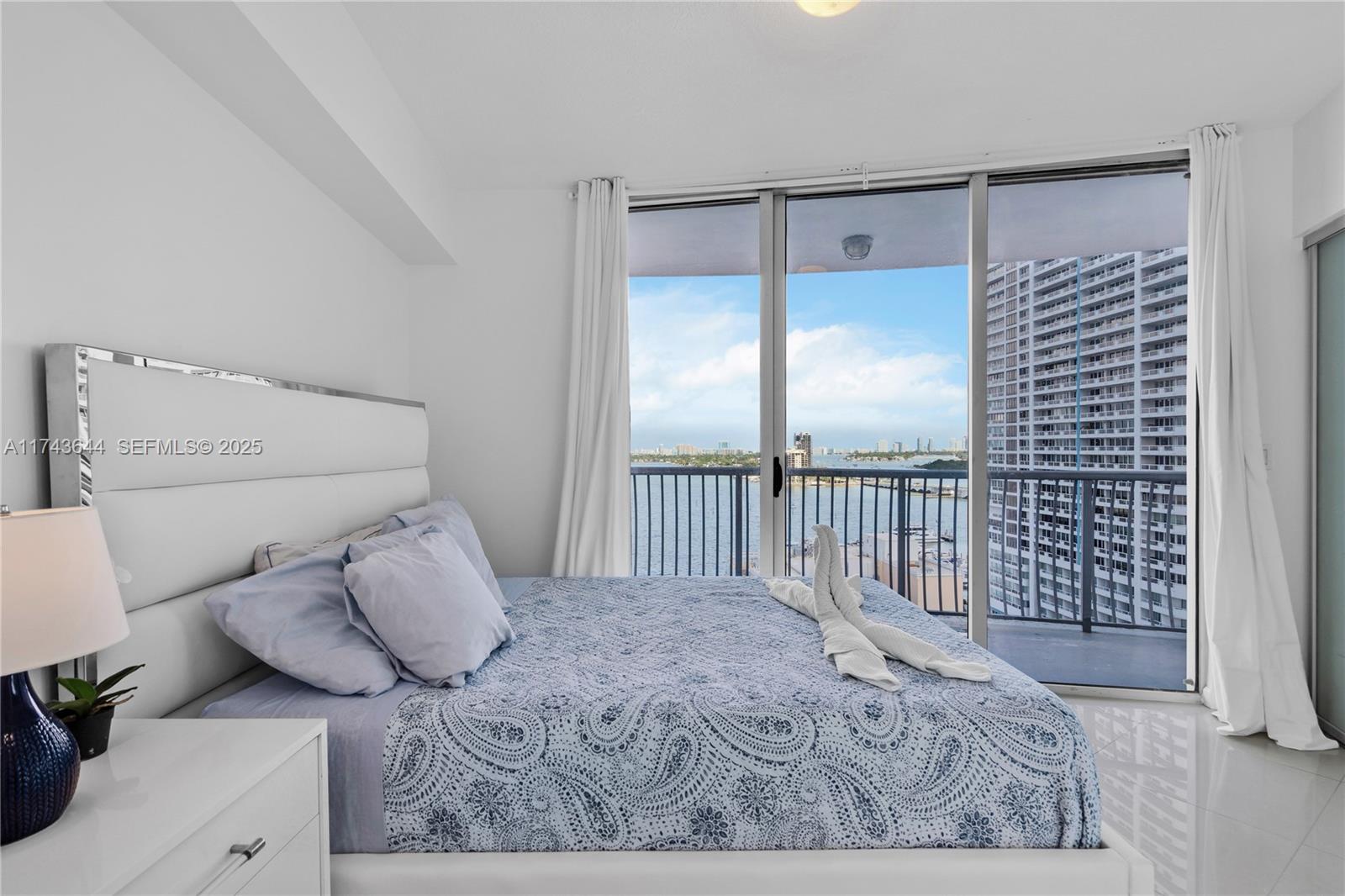 OPERA TOWER CONDO - Residential