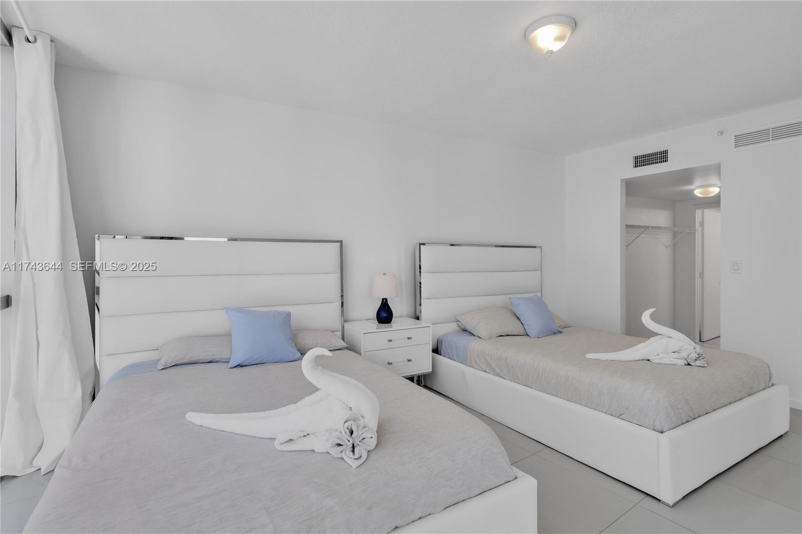 OPERA TOWER CONDO - Residential