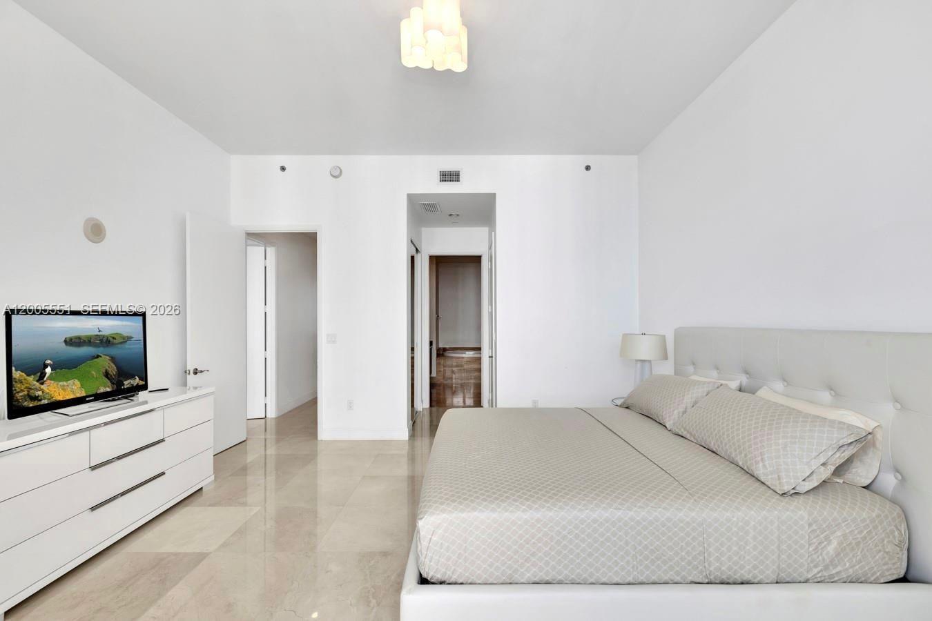 TDR TOWER III CONDO - Residential Lease