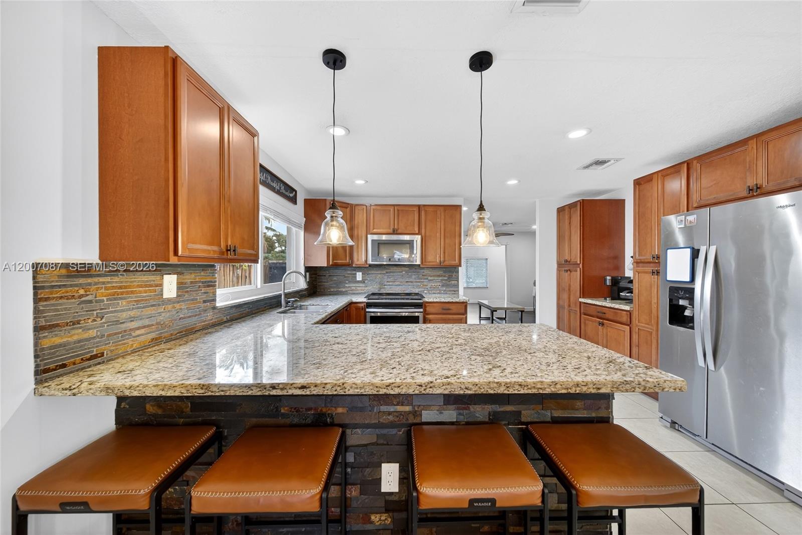 WINSTON PARK UNIT THREE - Residential