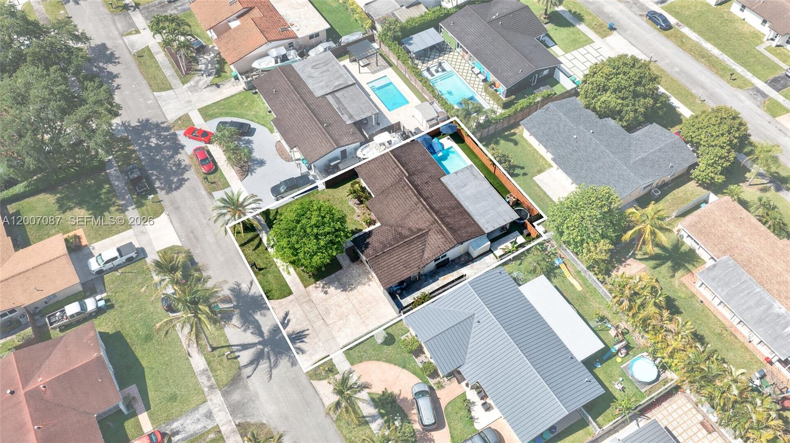 WINSTON PARK UNIT THREE - Residential