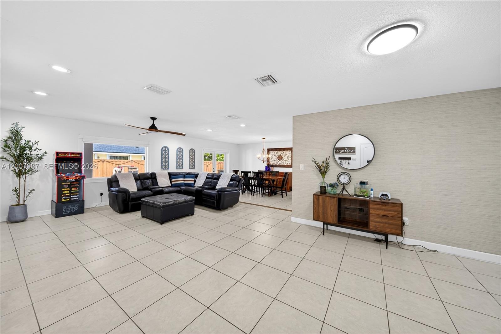 WINSTON PARK UNIT THREE - Residential