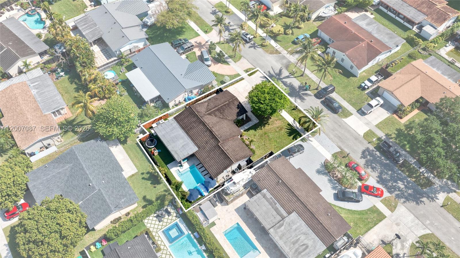 WINSTON PARK UNIT THREE - Residential