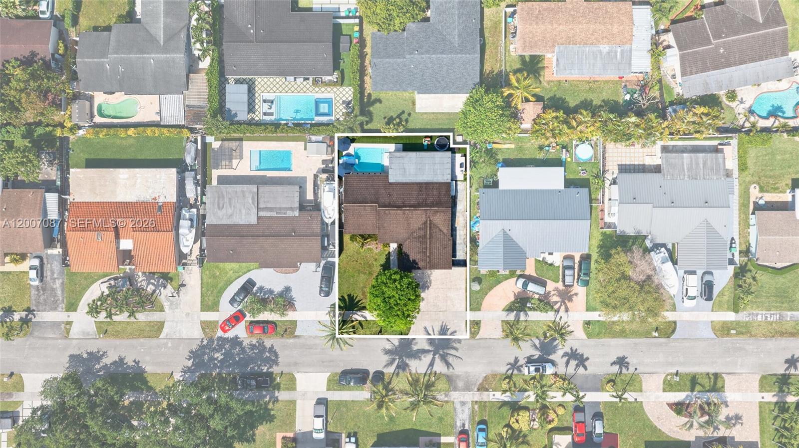 WINSTON PARK UNIT THREE - Residential