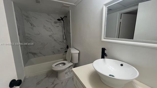 LAKEVIEW CLUB CONDO - Residential