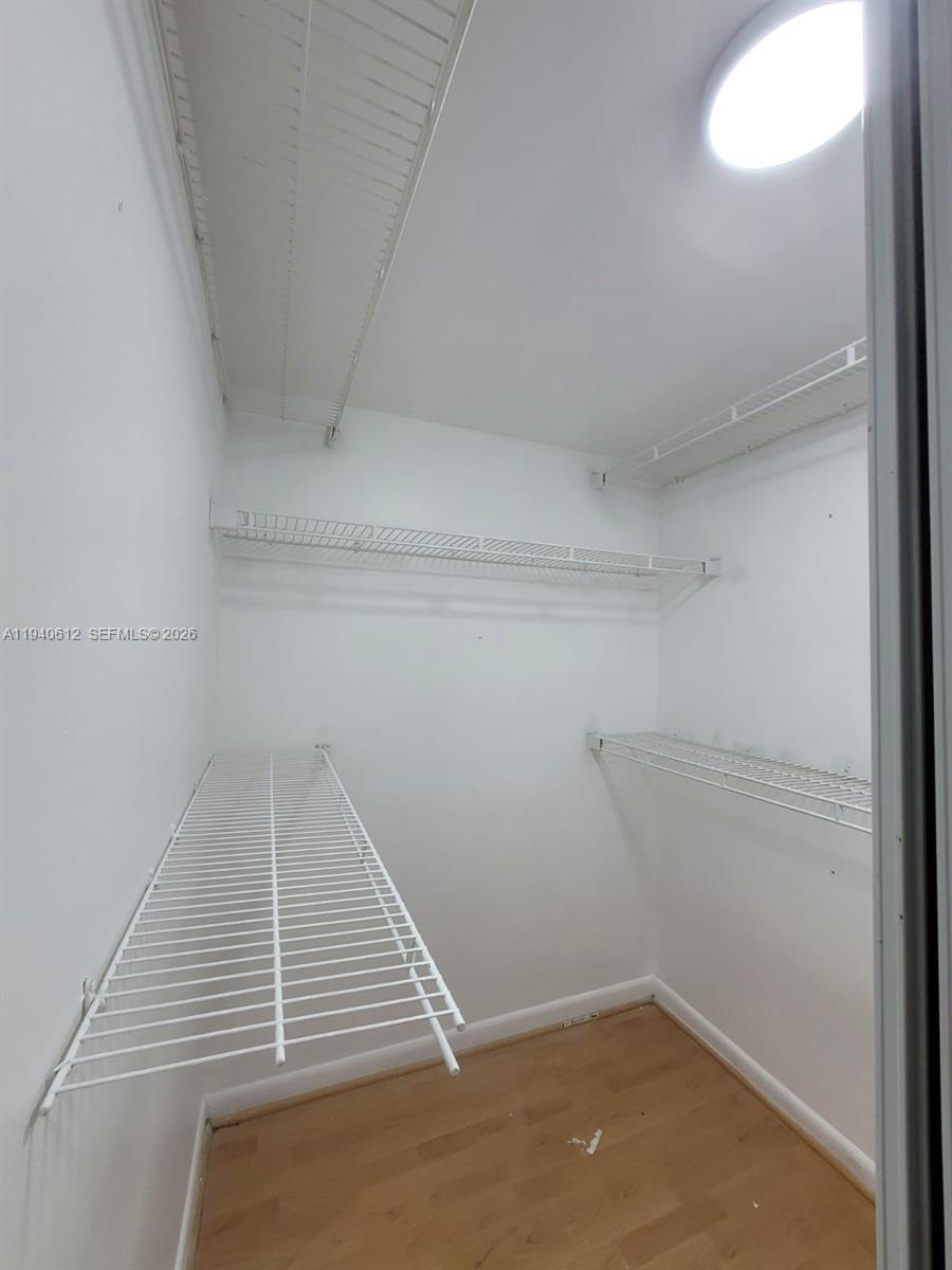 LAKEVIEW CLUB CONDO - Residential