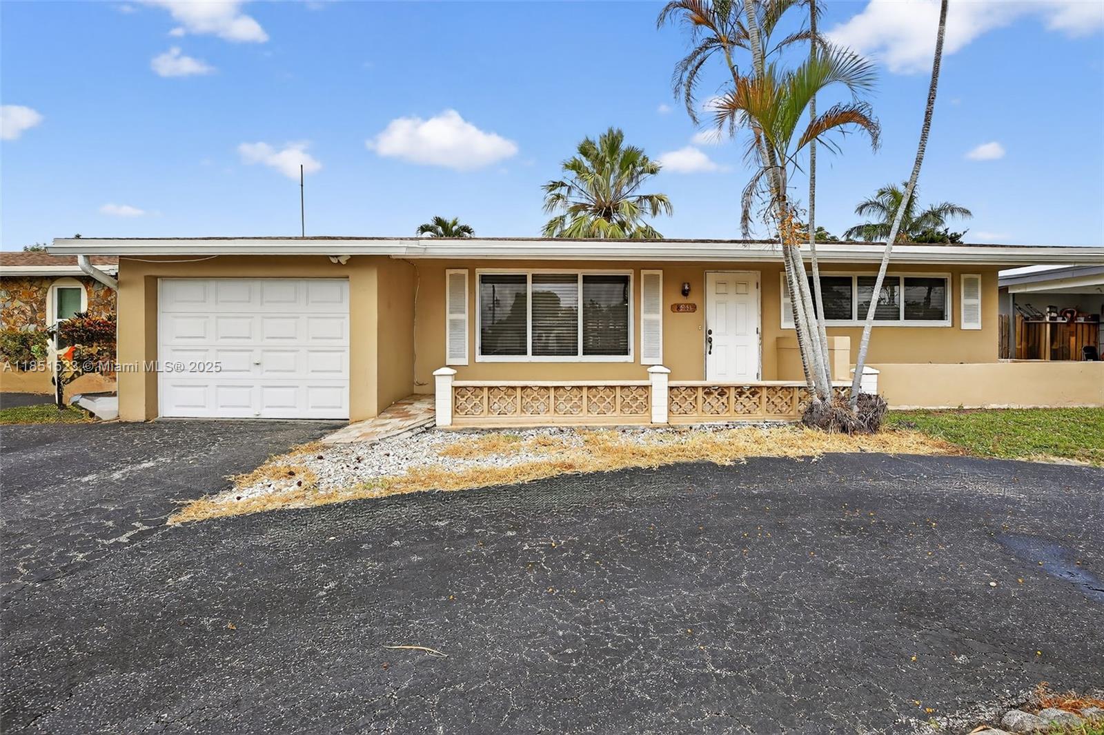 SUNRISE GOLF VILLAGE SEC - Residential