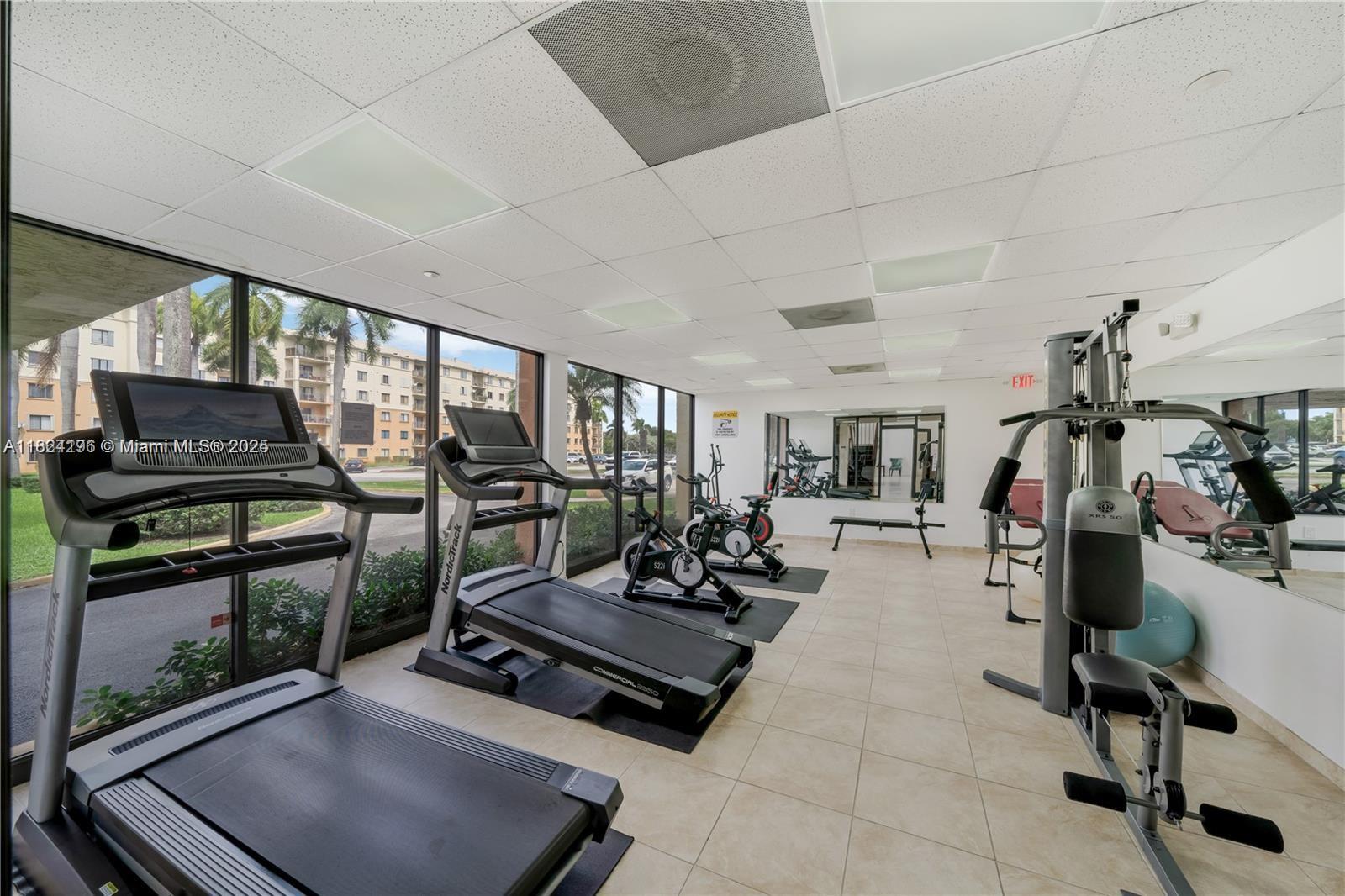 KEYSTONE COURTS CONDO - Residential