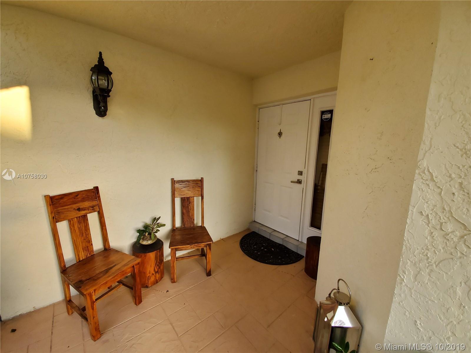 PEMBROKE LAKES SOUTH - Residential