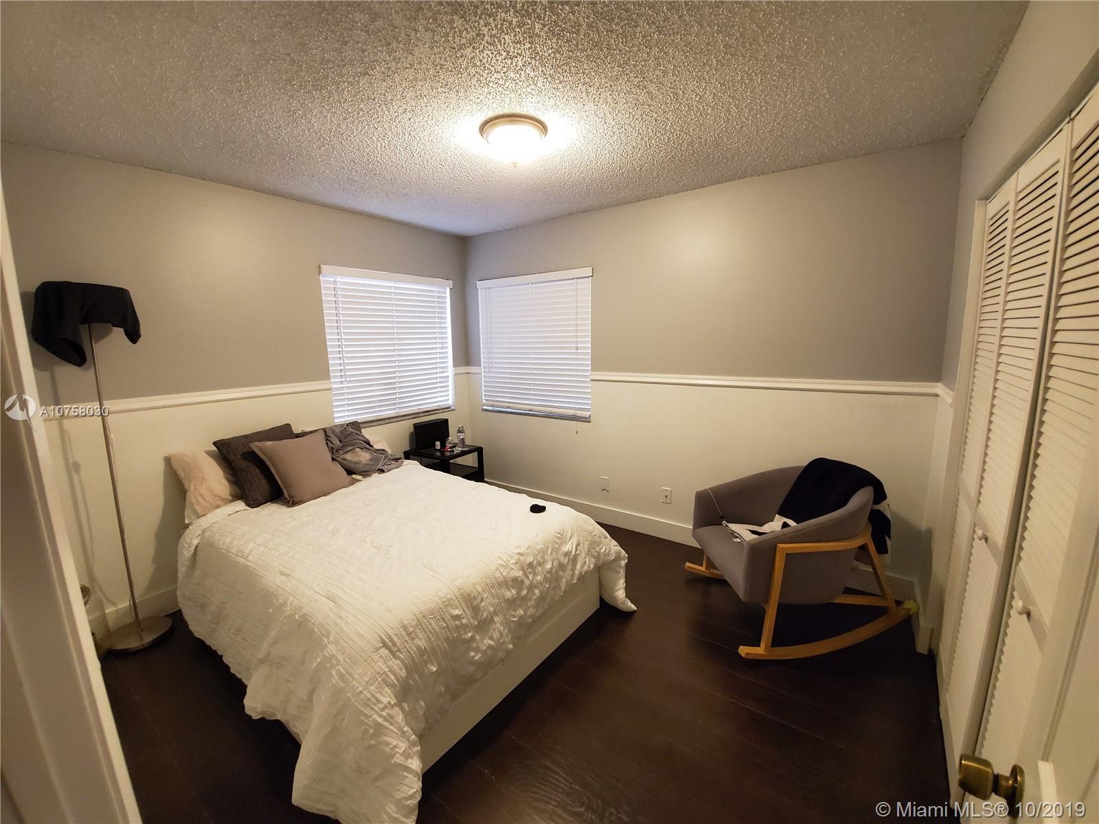 PEMBROKE LAKES SOUTH - Residential