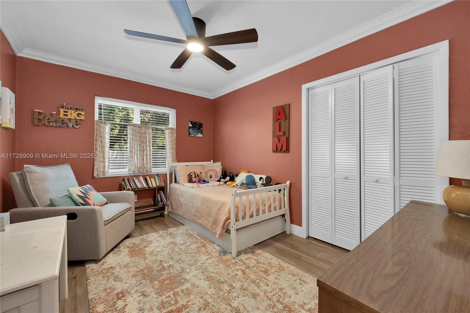 Palmetto Bay, Florida 33157, United States, 4 Bedrooms Bedrooms, ,3 BathroomsBathrooms,Residential,Pending,16131