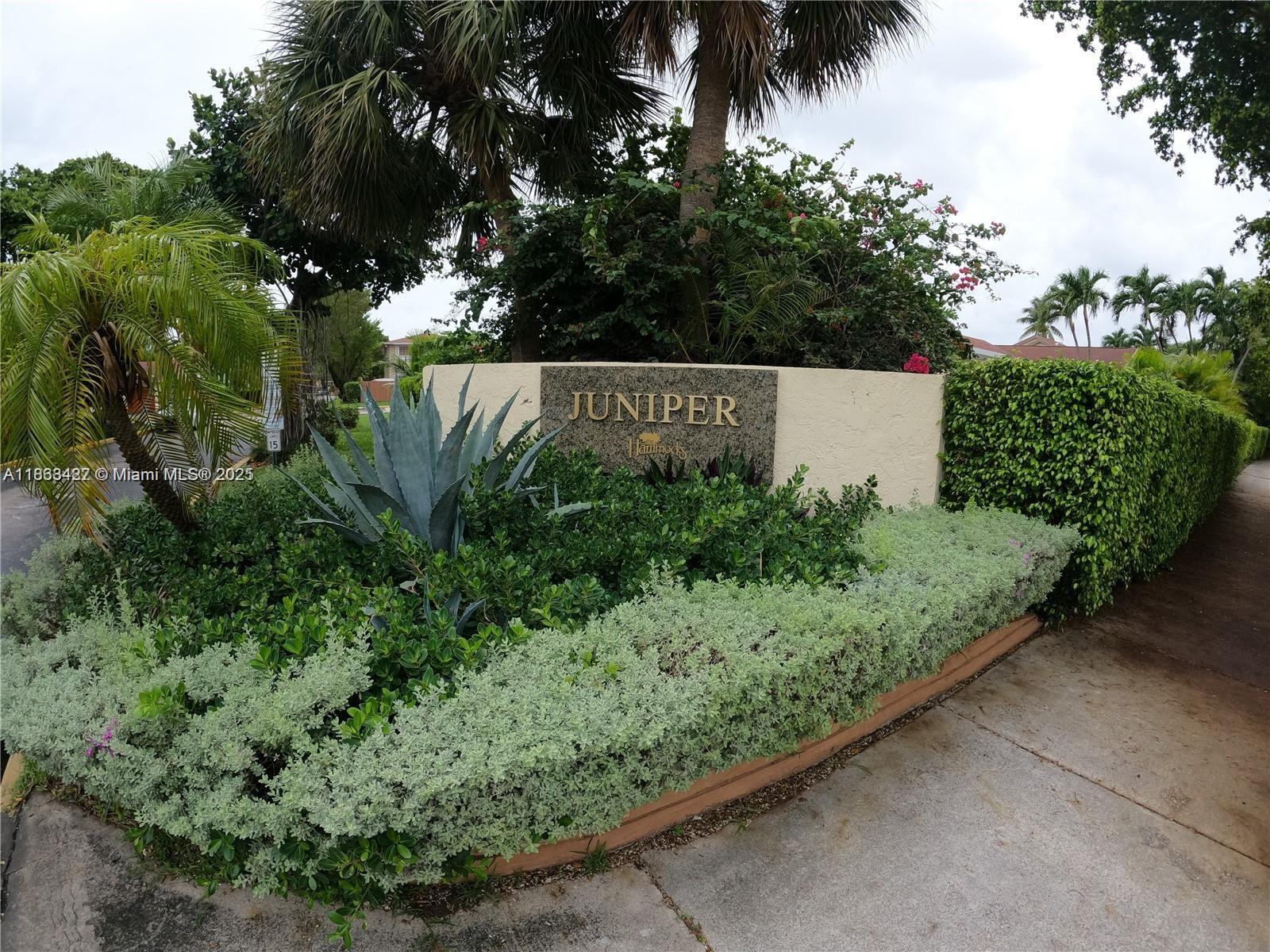 Beautiful two stories House in Juniper at the Hammocks with one bedroom downstairs. 4 bedrooms and 2.5 bathrooms and Converted Garage. Everything in this Home is NEW. Perfect for big families or investment.
Conveniently located close to shopping centers, major highways, parks and walking trails. Access to the Hammocks Association network of clubhouses, pools, tennis and basketball courts, and lakes.