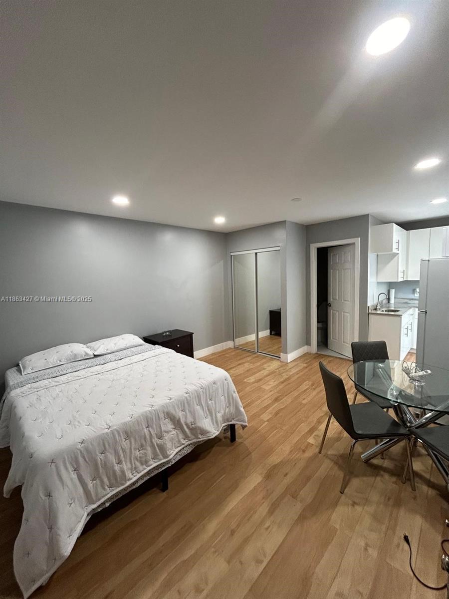 JUNIPER AT THE HAMMOCKS - Residential