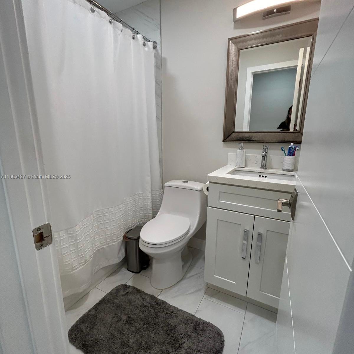 JUNIPER AT THE HAMMOCKS - Residential