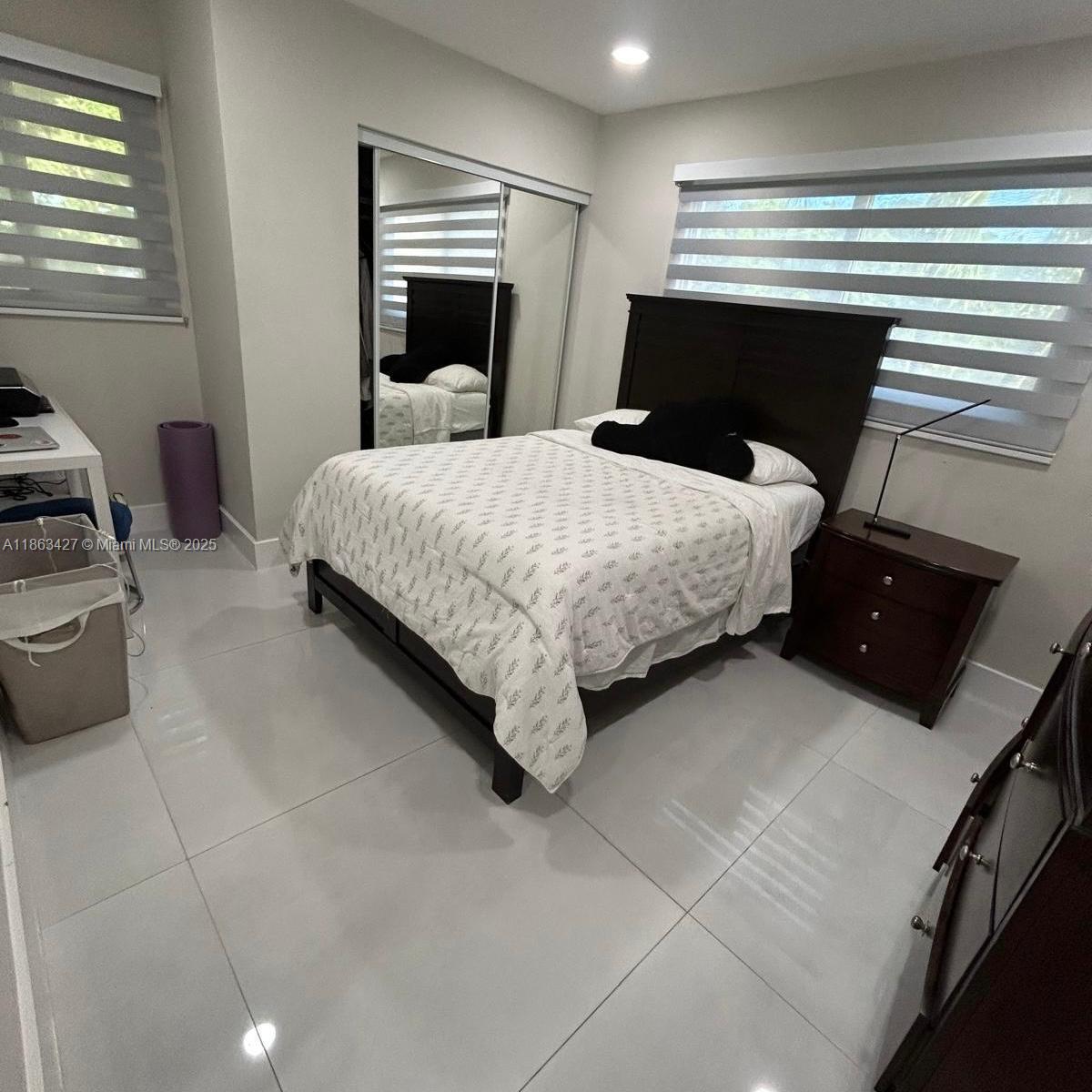 JUNIPER AT THE HAMMOCKS - Residential